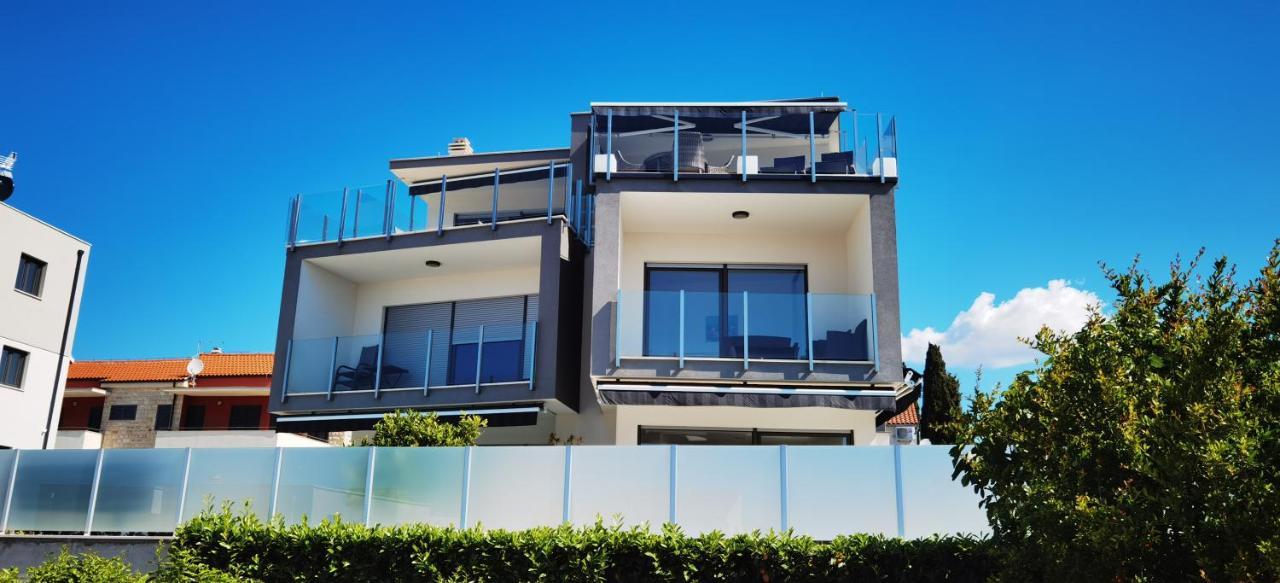 Villa Aliara Jacuzzi Apartment Vodice Buitenkant foto